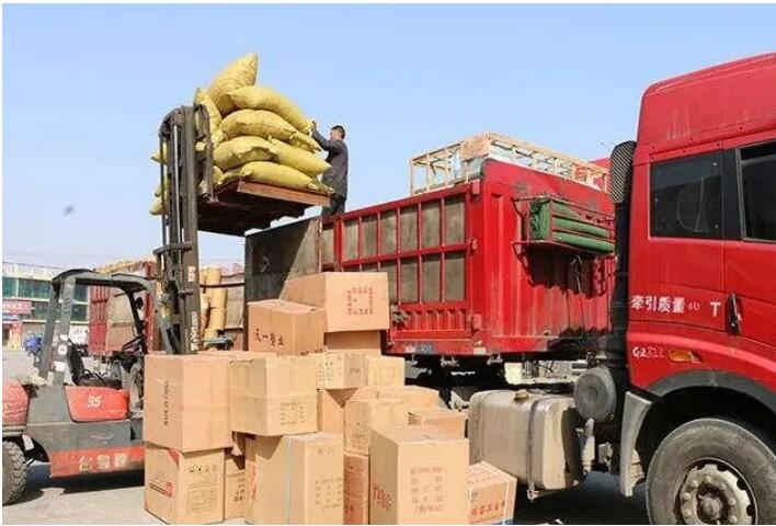 成都到荷塘区物流专线